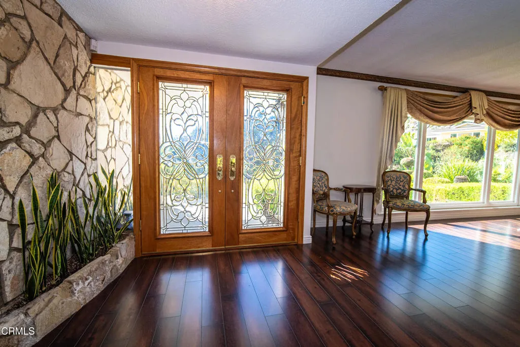 Additional image 47 of 2460 Las Positas Road, Glendale, CA 91208