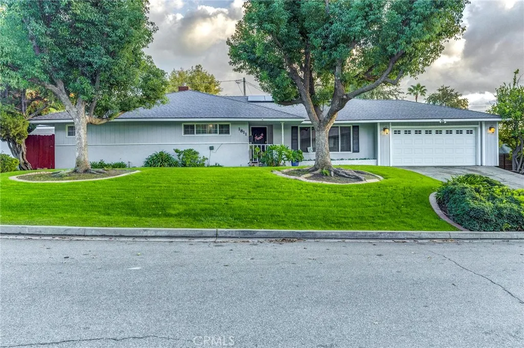 Additional image 4 of 1811 Country Club Dr, Bakersfield, CA 93306