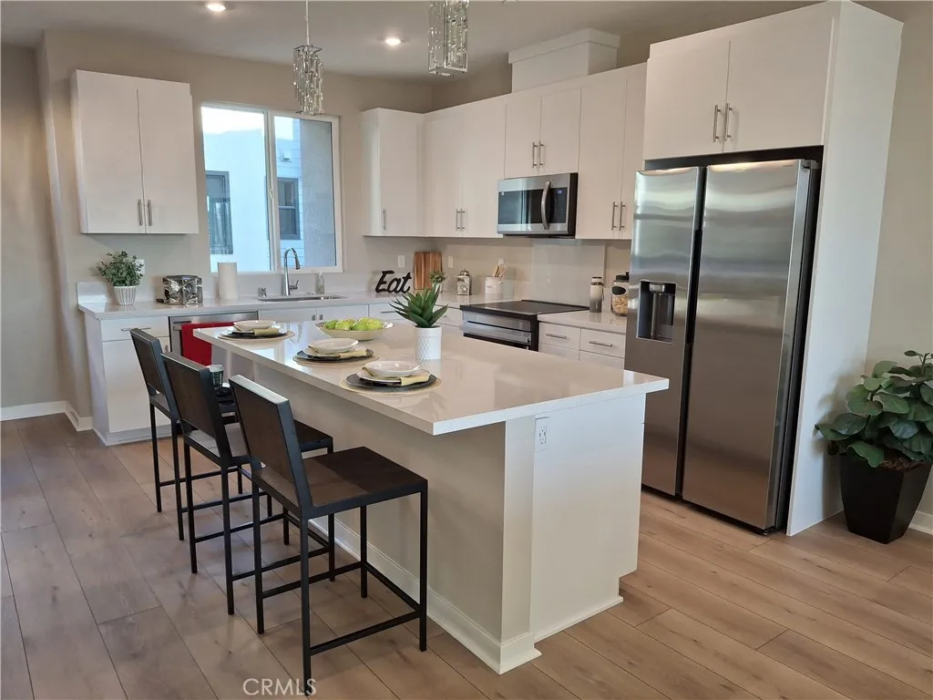 Additional image 6 of 109 S Laxore Street Unit 303, Anaheim, CA 92804