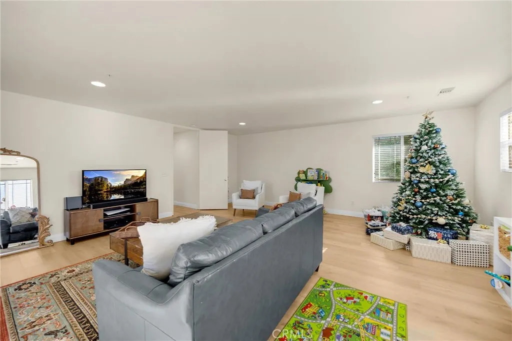 Additional image 38 of 16294 Los Coyotes St, Fontana, CA 92336