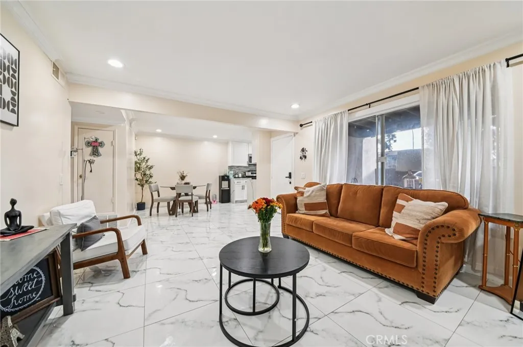 Additional image 7 of 1430 Cabrillo Park Unit B, Santa Ana, CA 92701