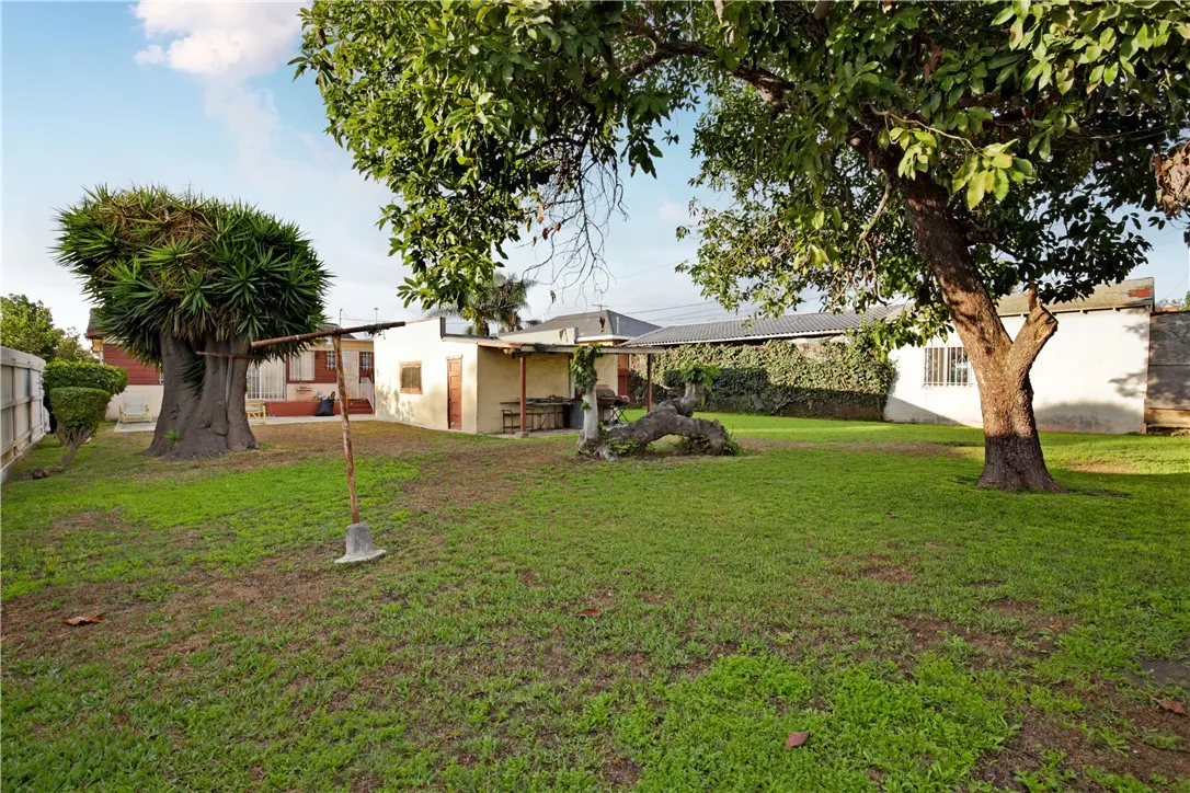 Additional image 41 of 317 E 115th Street, Los Angeles, CA 90061