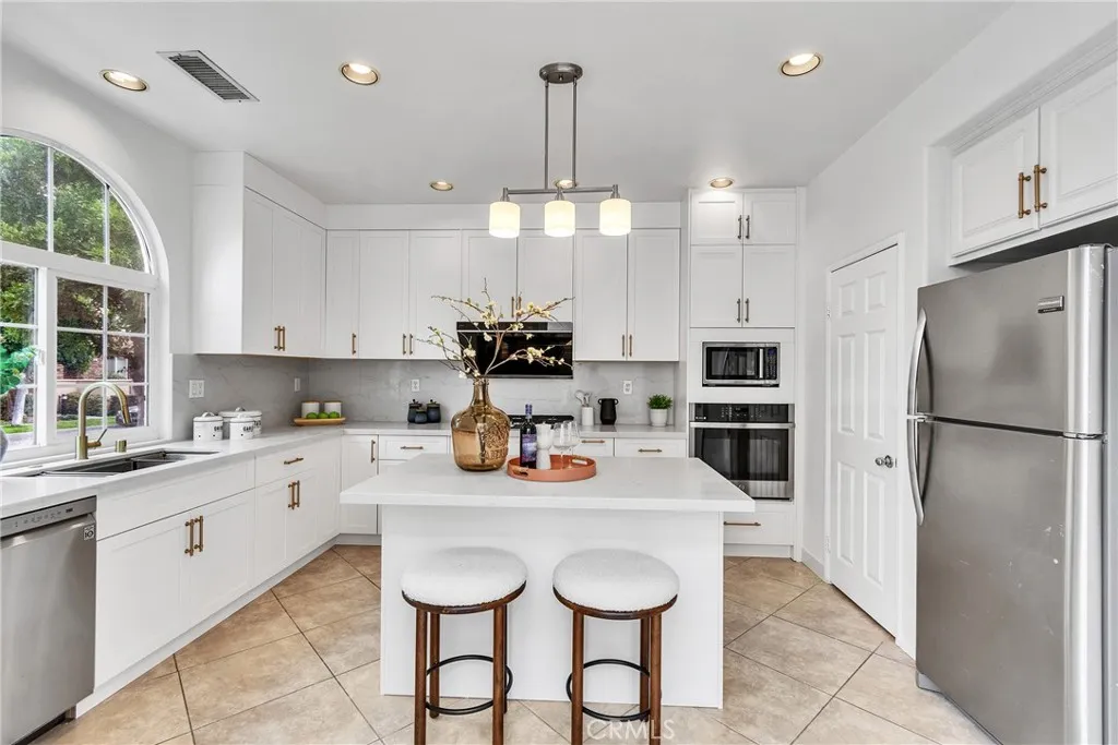 Additional image 6 of 57 Waterman, Irvine, CA 92602