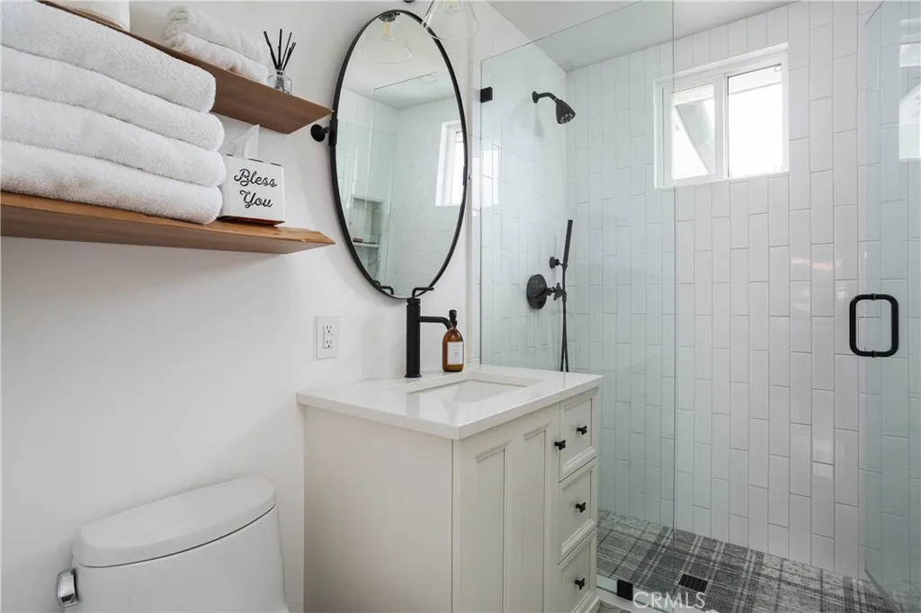 Additional image 52 of 394 E 20th St, Costa Mesa, CA 92627