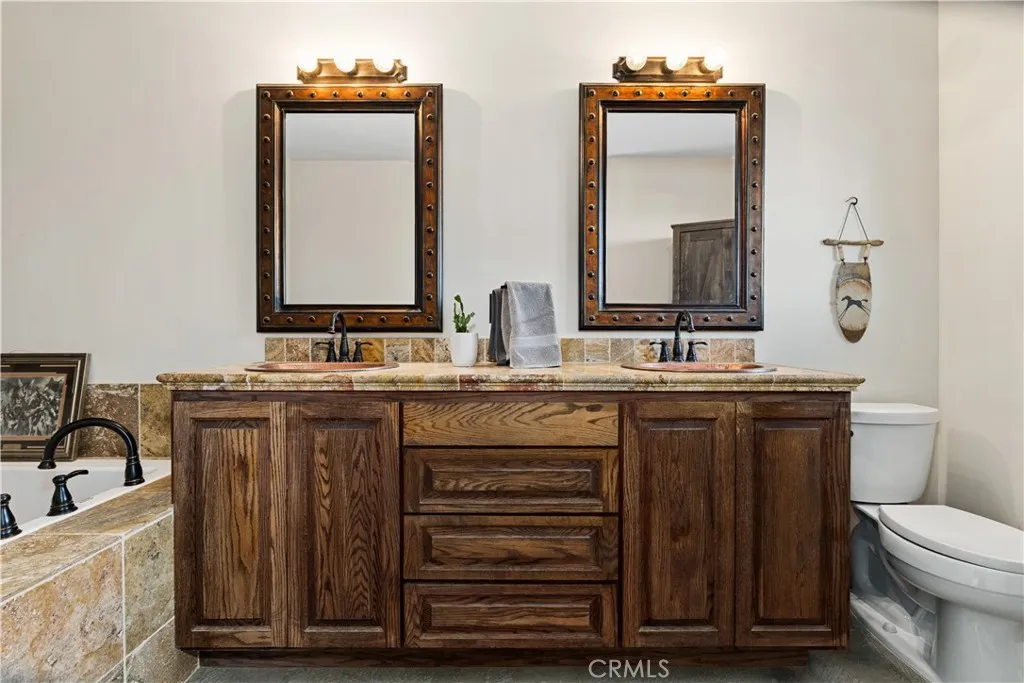 Additional image 105 of 4265 Nickel Creek Road, San Miguel, CA 93451