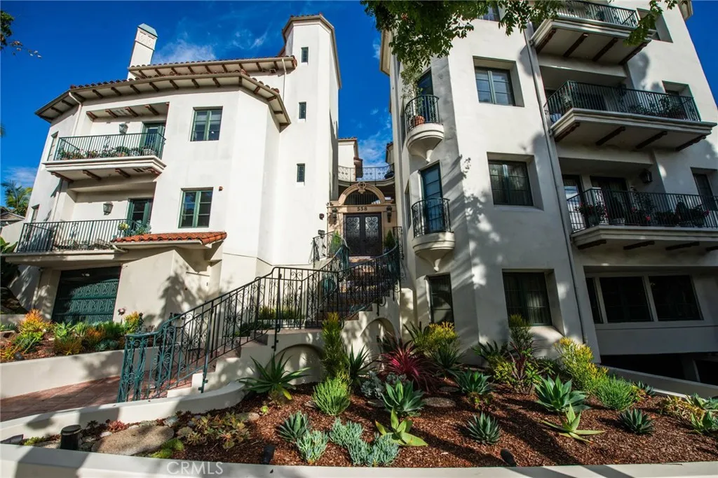 Additional image 2 of 558 Hillgreen Drive Unit 207, Beverly Hills, CA 90212