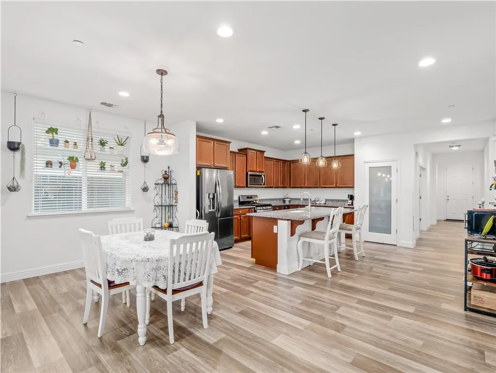 Additional image 11 of 425 Karen Ave, Kerman, CA 93630