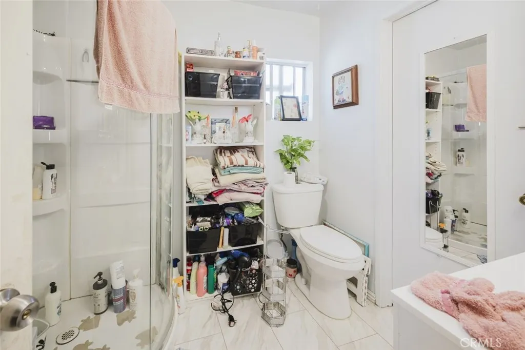 Additional image 34 of 907 5th Street, San Fernando, CA 91340