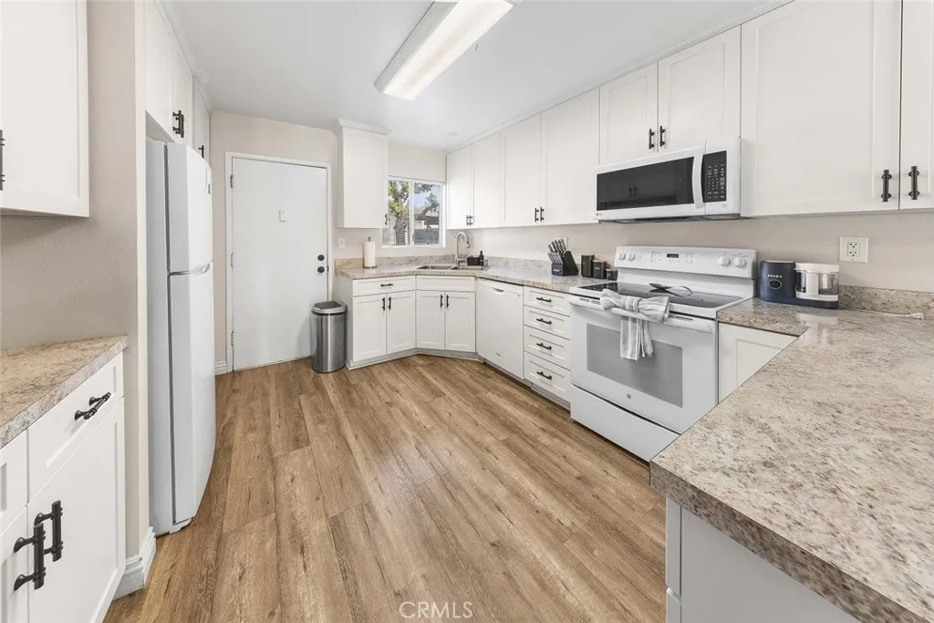 Additional image 65 of 24430 Nicklaus Drive Unit L2, Valencia, CA 91355