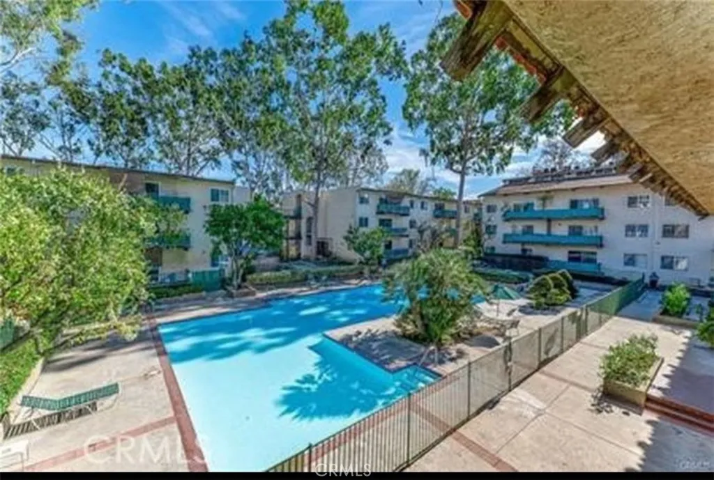 Additional image 12 of 5460 White Oak Avenue Unit J206, Encino, CA 91316