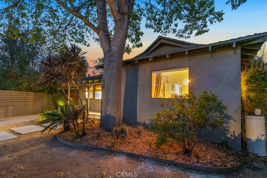 Additional image 76 of 704 Valita St, Venice, CA 90291