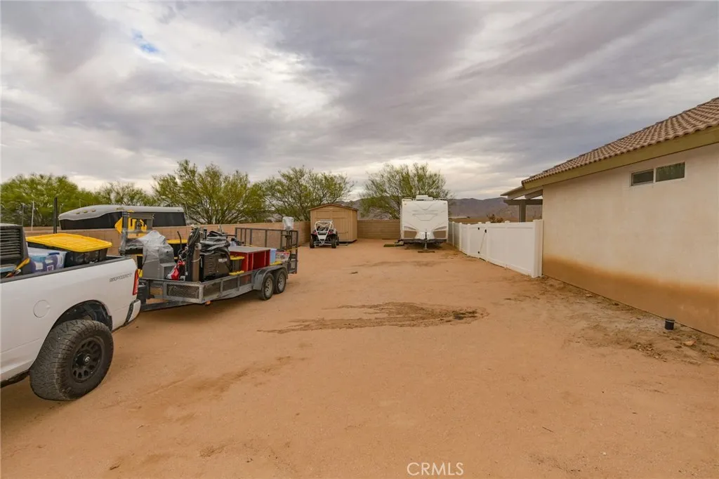 Property image for 14159 Fresian Avenue, Apple Valley, CA 92307