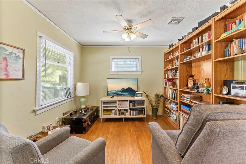 Additional image 33 of 2042 Rome Dr, Los Angeles, CA 90065