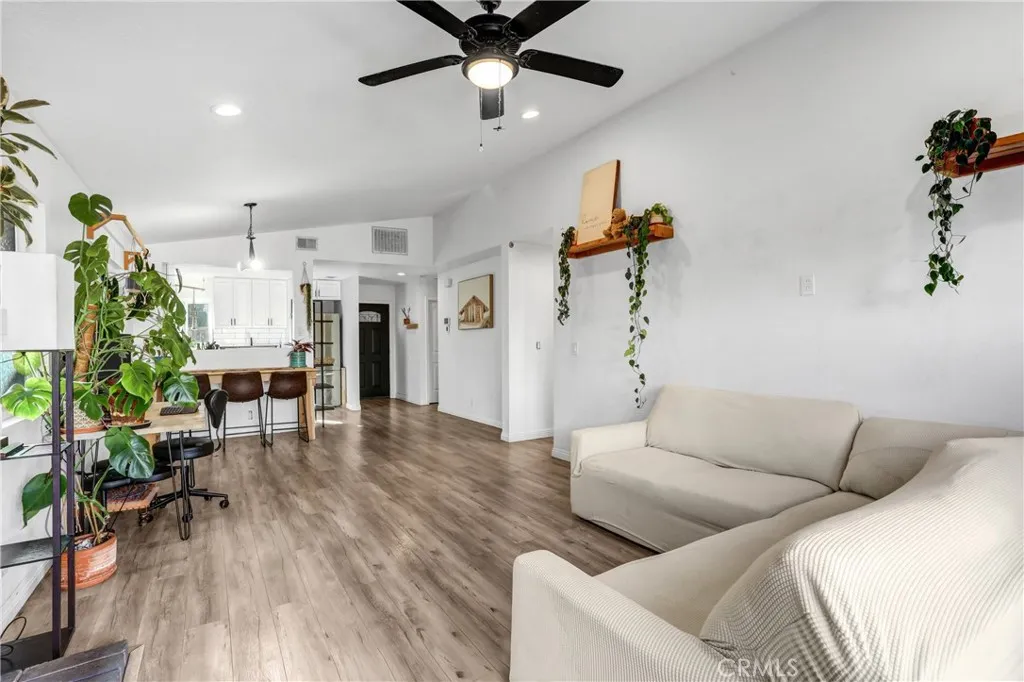 Additional image 5 of 1967 De Carmen Drive, Colton, CA 92324