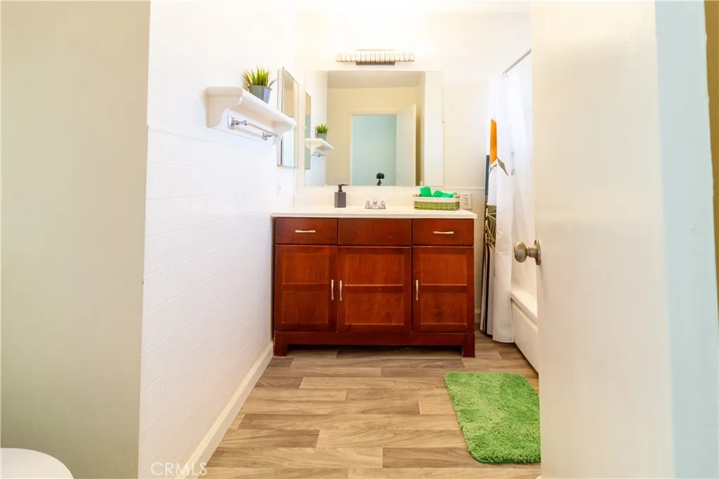 Additional image 8 of 44455 Hanstead Ave, Lancaster, CA 93535