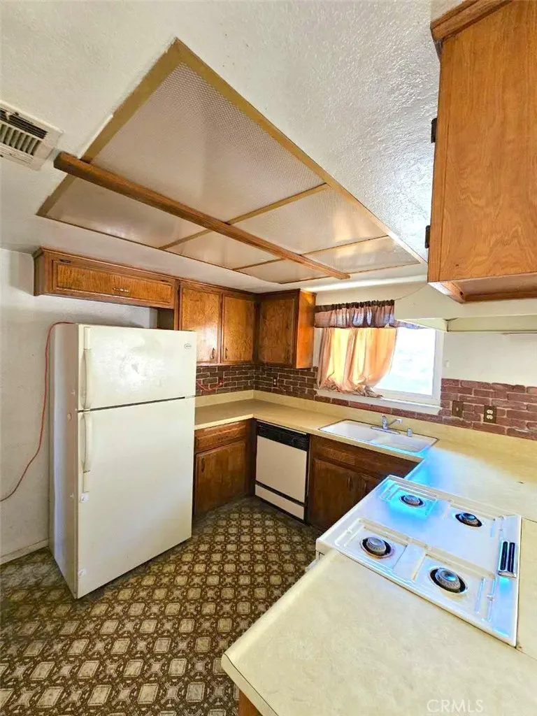 Additional image 18 of 16376 Alviso Ave, Victorville, CA 92394