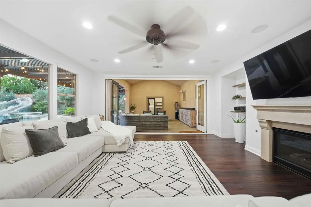 Additional image 6 of 2914 Morning Creek Road, Chula Vista, CA 91914