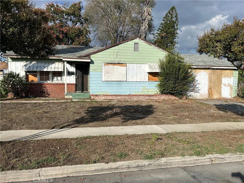 Additional image 2 of 560 W Cornell Dr, Rialto, CA 92376