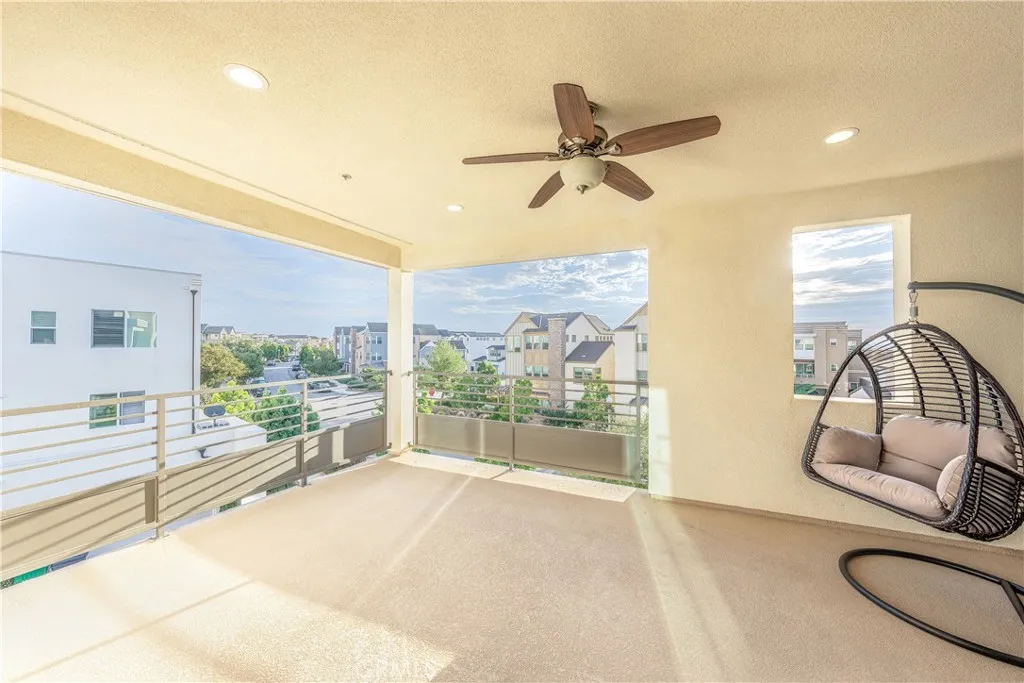 Additional image 17 of 177 Frame, Irvine, CA 92618