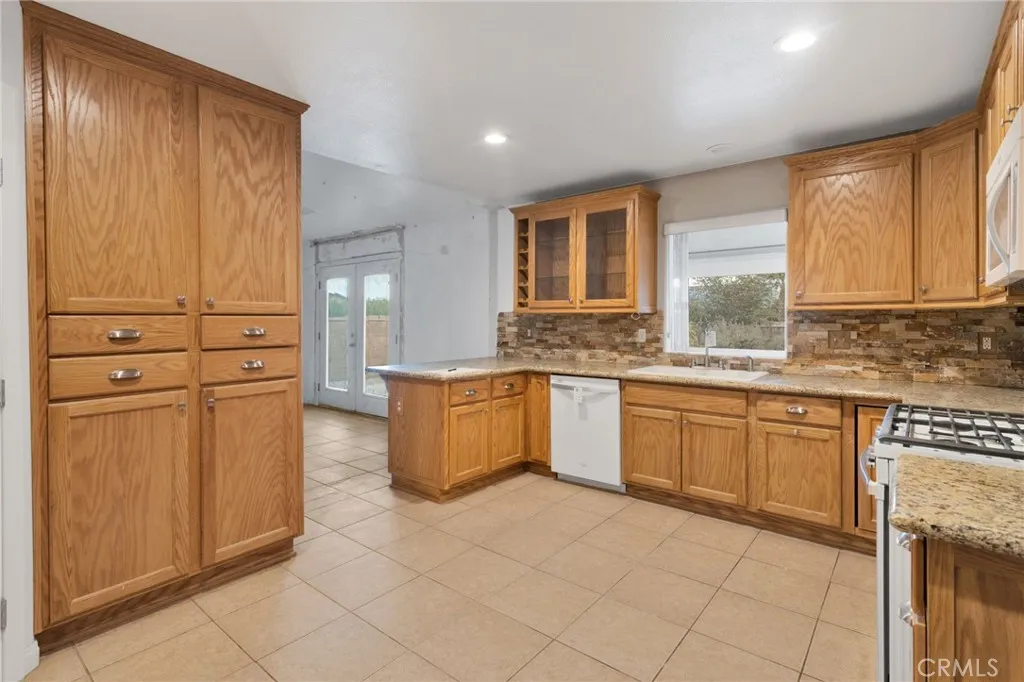 Additional image 9 of 13934 Okesa Rd, Apple Valley, CA 92307
