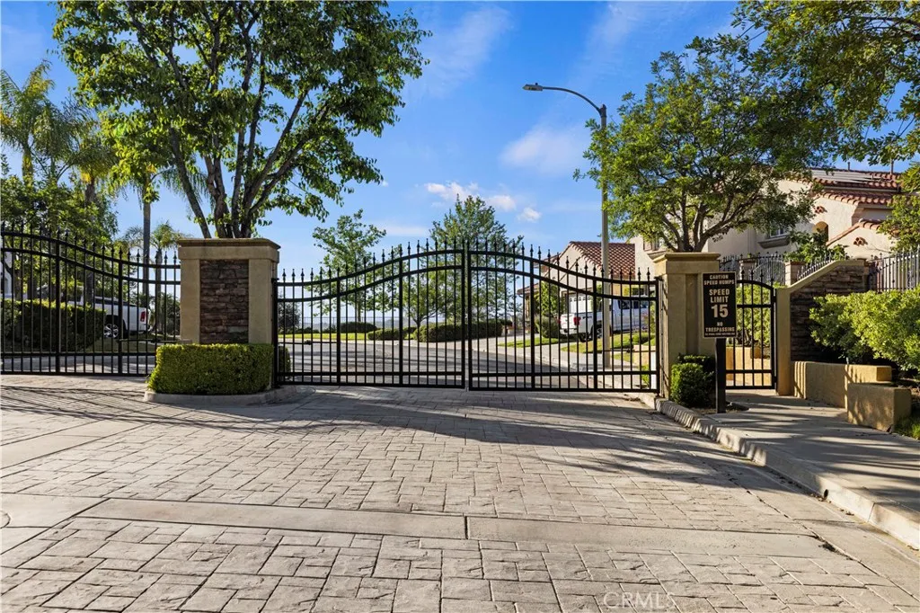 Additional image 80 of 25018 Smokewood Way, Stevenson Ranch, CA 91381