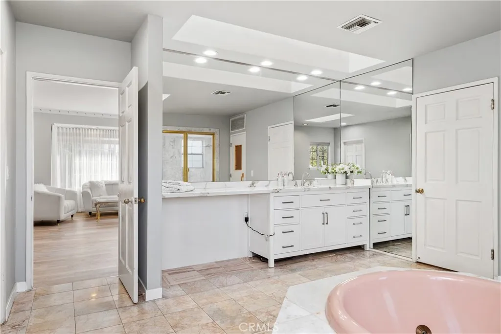 Additional image 17 of 13001 Debby Street, Valley Glen, CA 91401