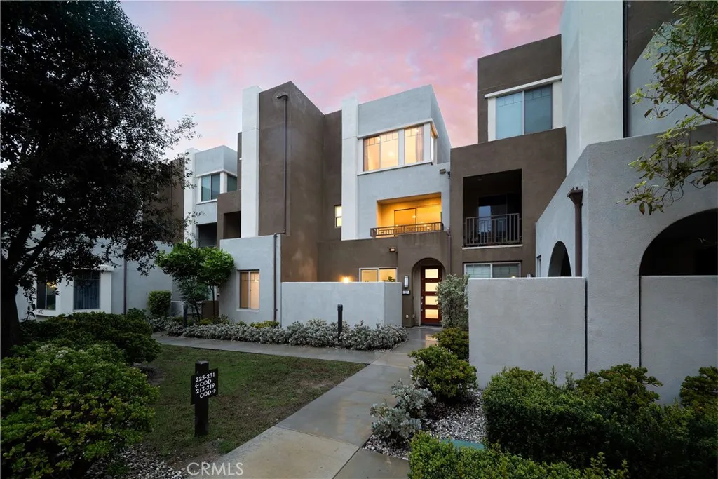 Additional image 2 of 217 Magnet, Irvine, CA 92618