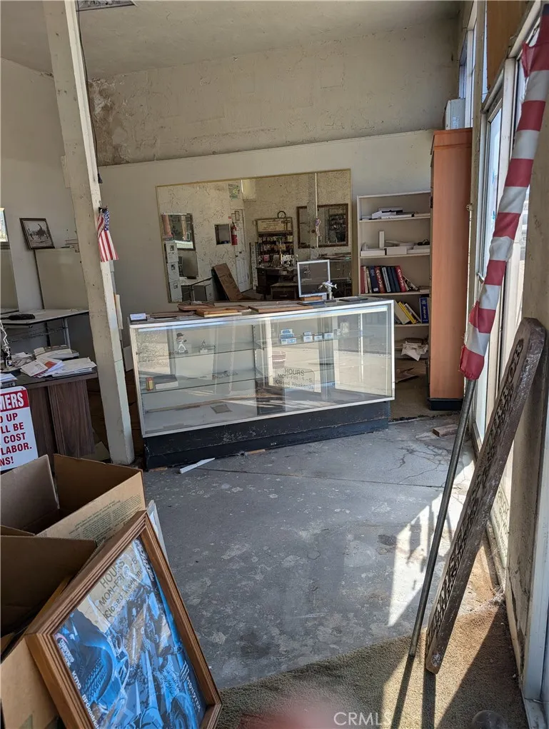 Additional image 30 of 1071 Center Street, Riverside, CA 92507