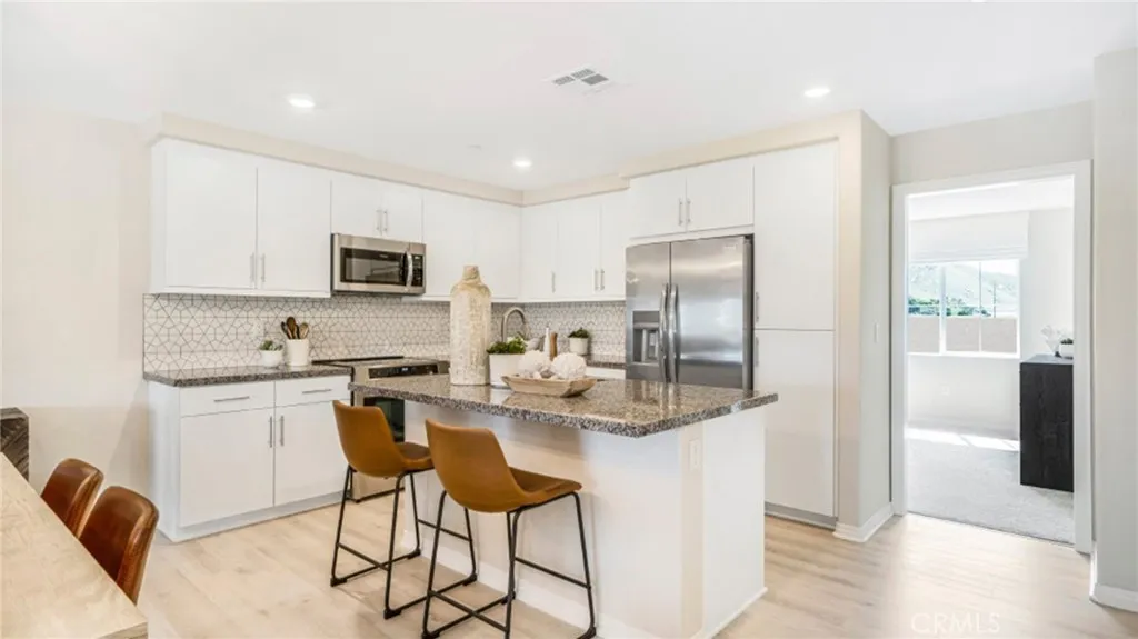 Additional image 3 of 19128 Chestnut Grove Court, Riverside, CA 92507