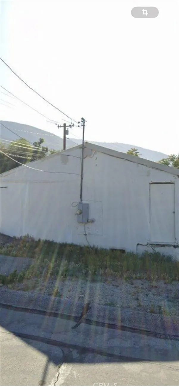 Additional image 3 of 18101 W Kenwood Ave, San Bernardino, CA 92407