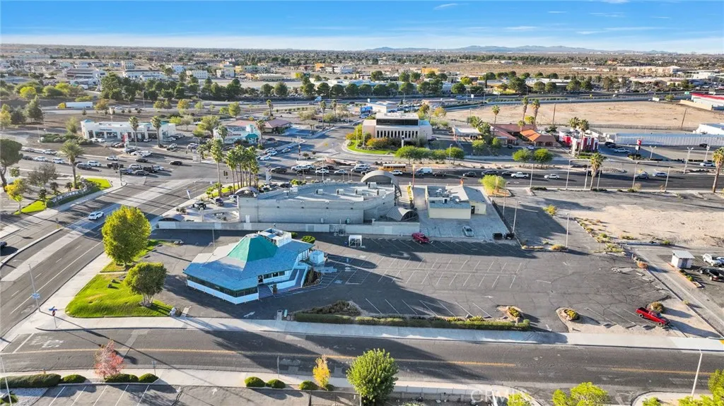 Additional image 77 of 14096 Green Tree Boulevard, Victorville, CA 92395