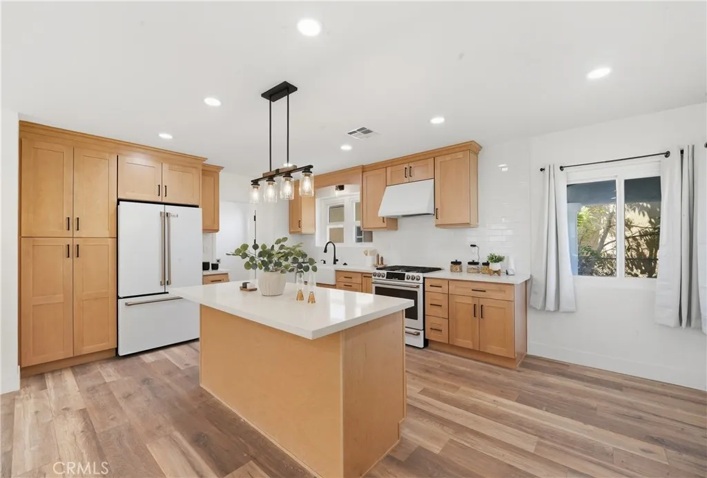 Additional image 14 of 8909 S 5th Avenue, Inglewood, CA 90305