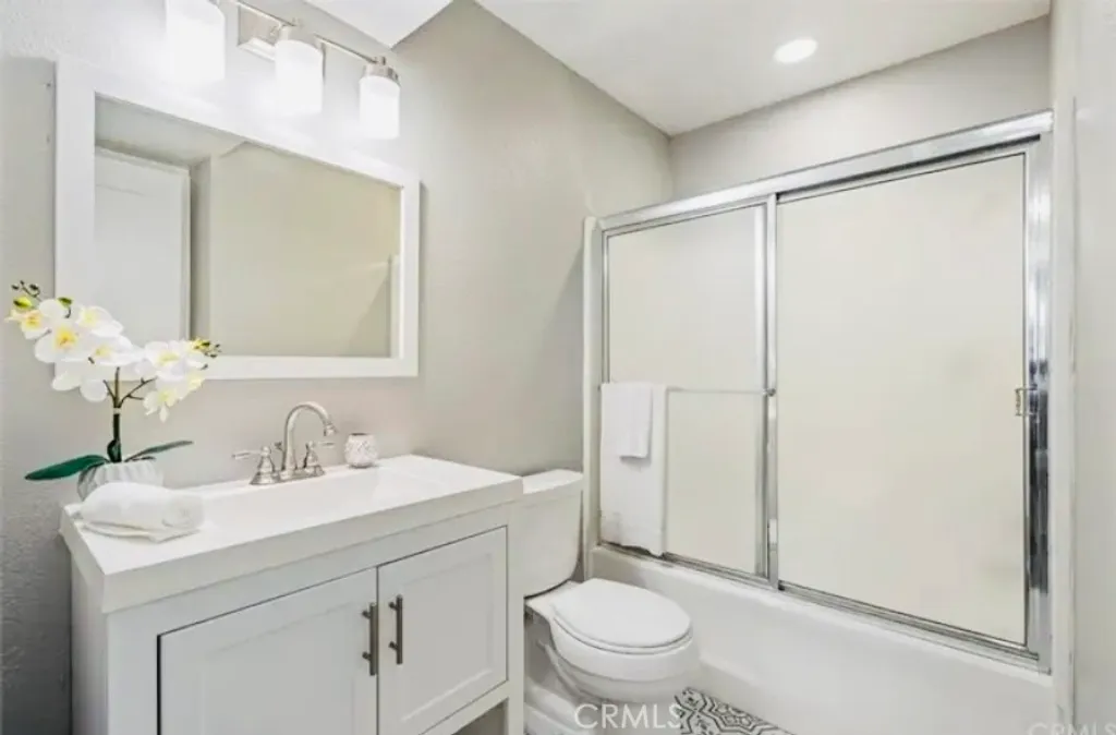 Additional image 7 of 26972 Flo Ln Unit 305, Canyon Country, CA 91351