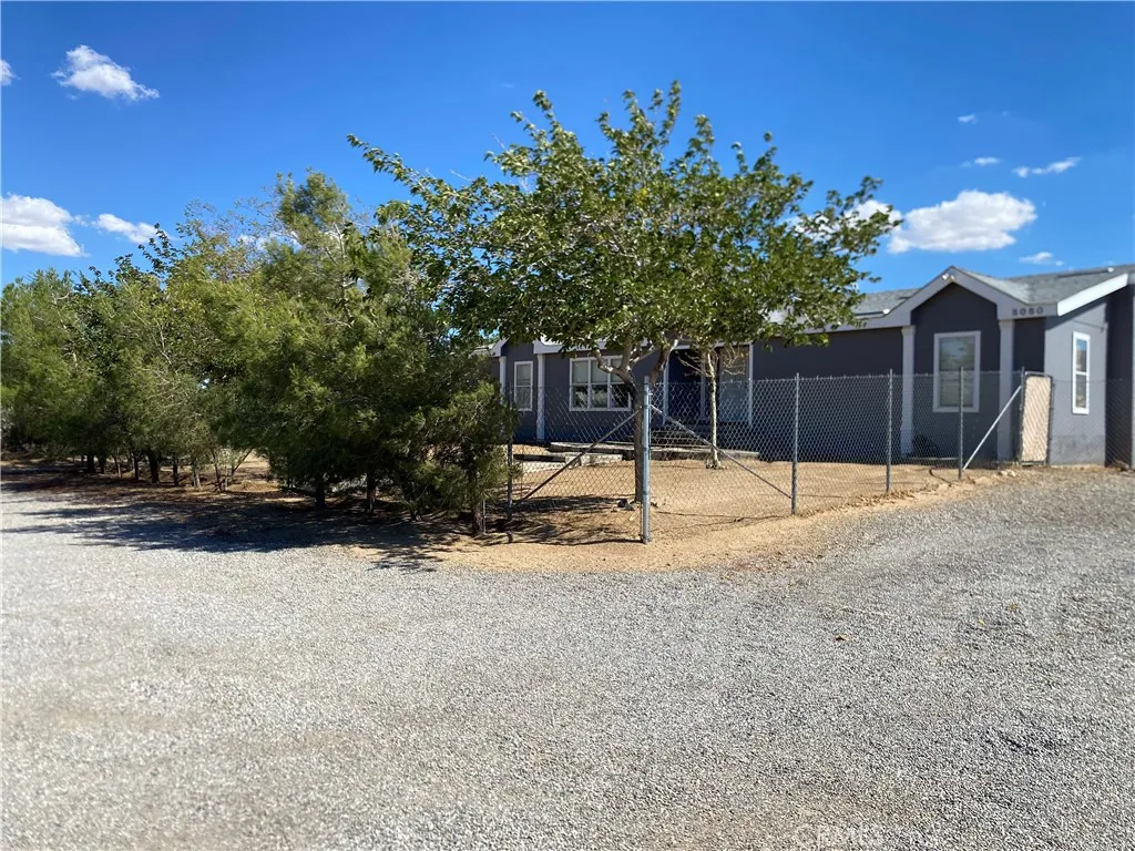Additional image 23 of 5050 Pearblossom Highway, Palmdale, CA 93552