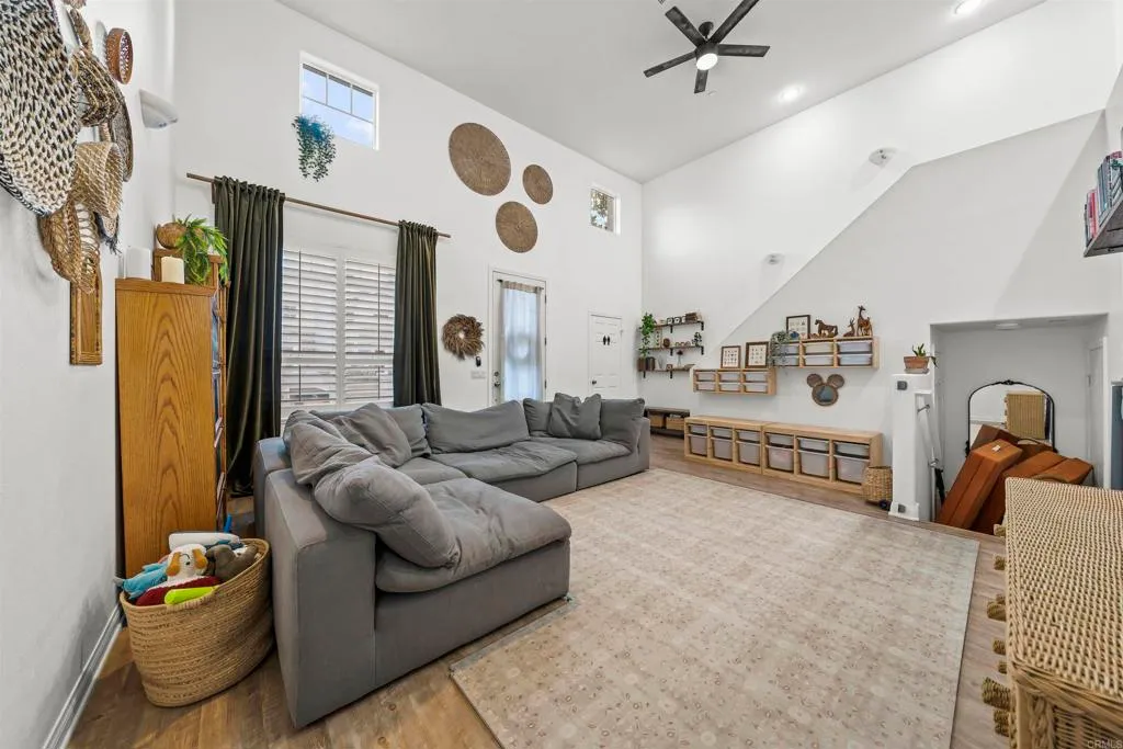 Additional image 55 of 231 Vermont Court, El Cajon, CA 92020