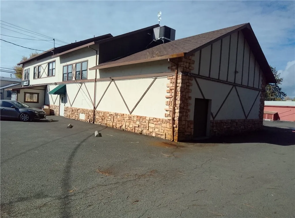 Additional image 3 of 6110 E Hwy 20, Lucerne, CA 95458