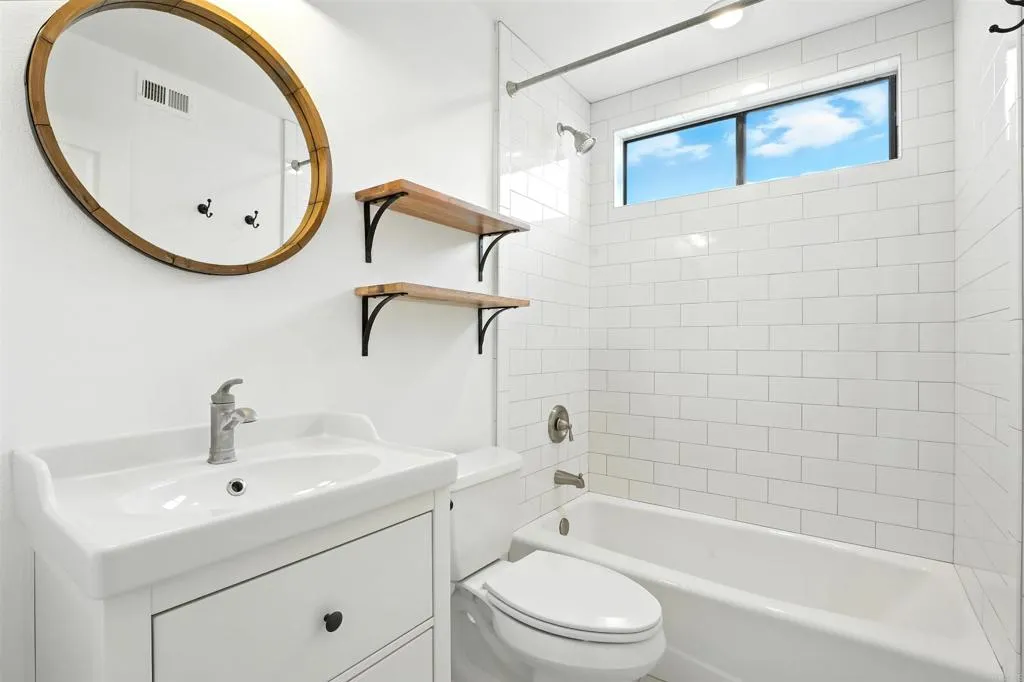 Additional image 16 of 16244 Avenida Venusto Unit A, San Diego, CA 92128