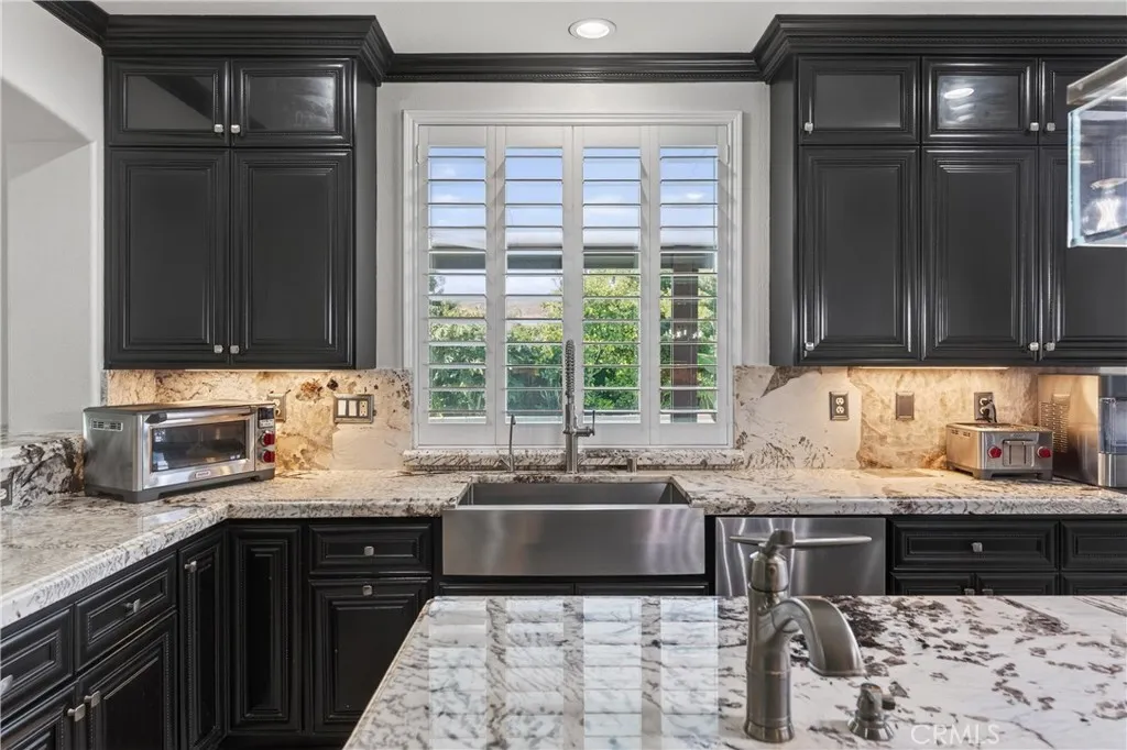 Additional image 16 of 2634 Old Windmill Court, Riverside, CA 92503