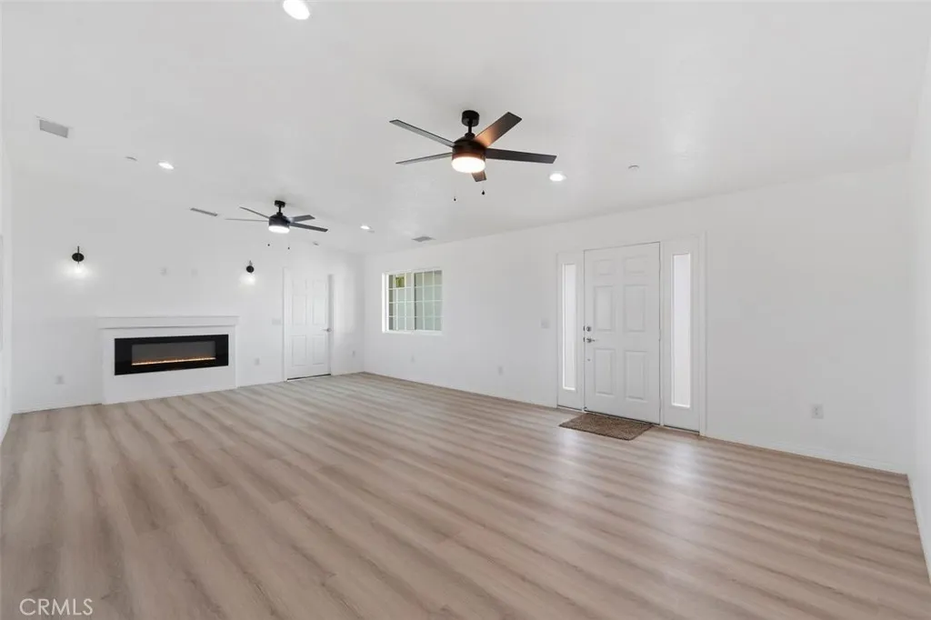 Additional image 39 of 16925 Nanticoke, Apple Valley, CA 92307