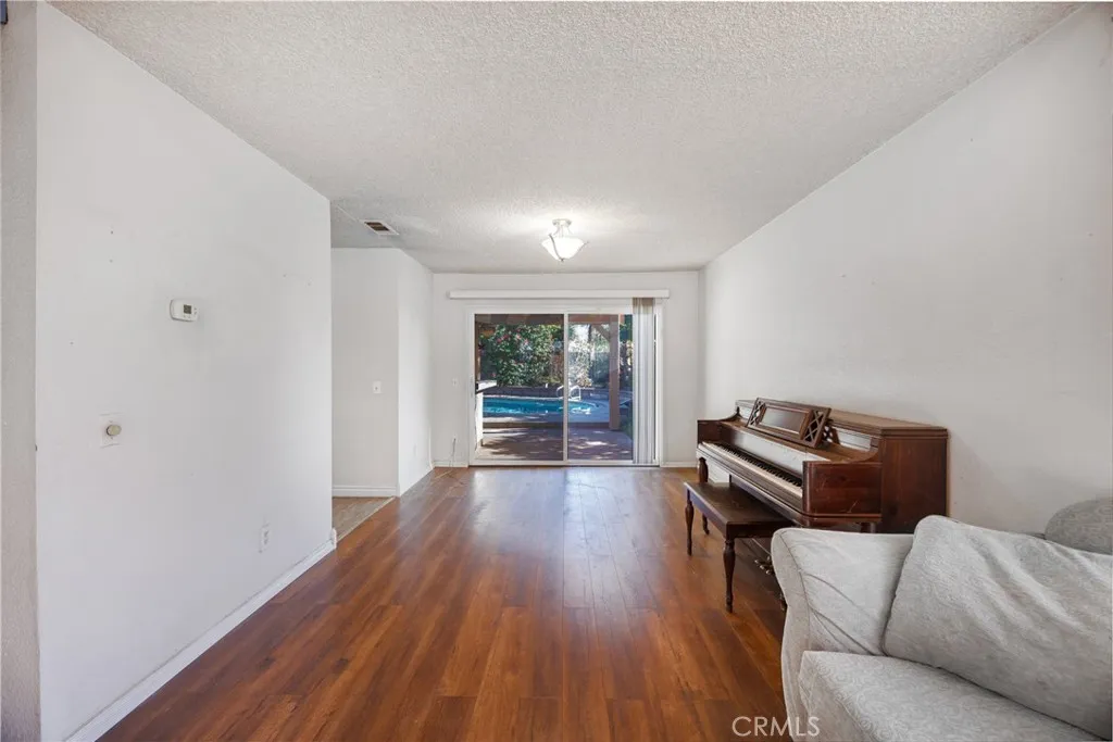 Additional image 35 of 14001 Hillcrest Dr, Fontana, CA 92337