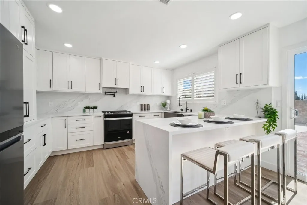 Additional image 67 of 19040 Celtic Street, Porter Ranch, CA 91326