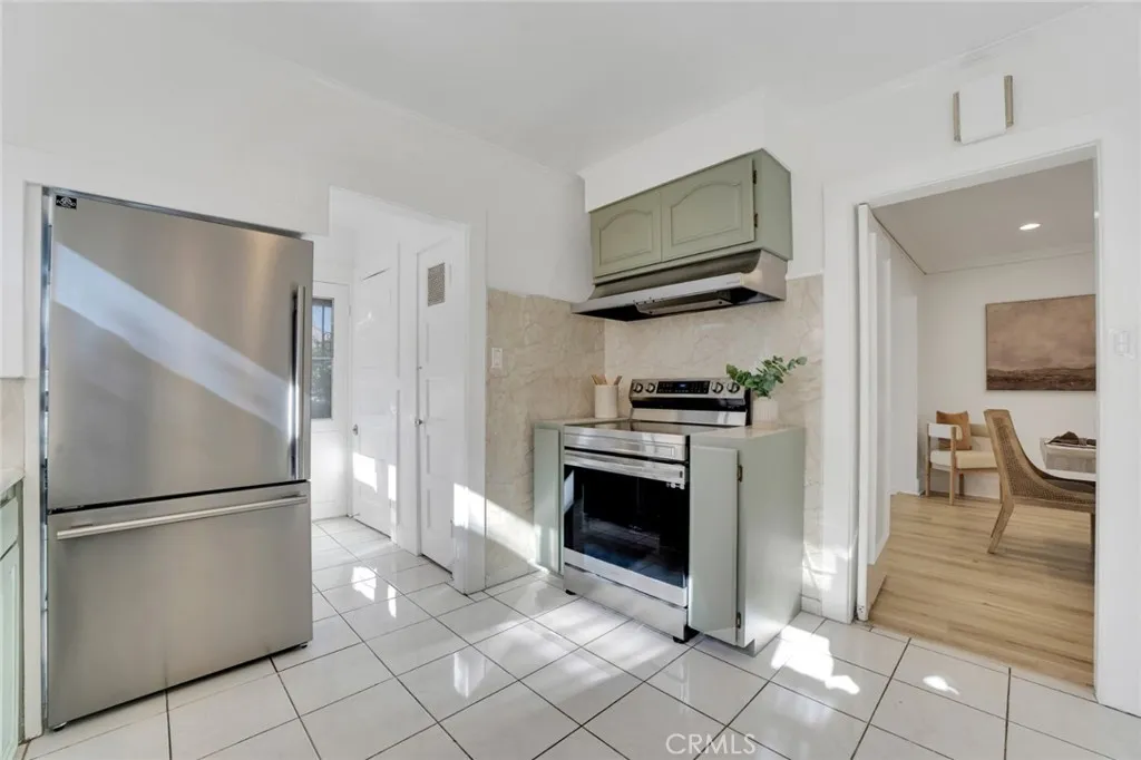 Additional image 56 of 337 N Beachwood Drive, Los Angeles, CA 90004