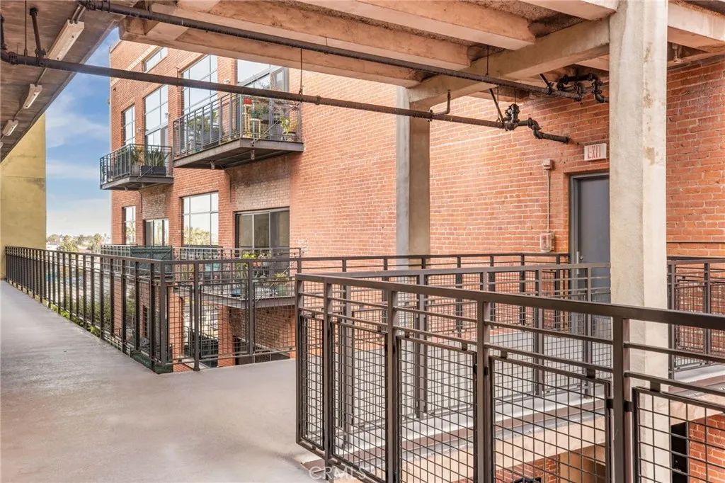 Additional image 6 of 835 Locust Avenue Unit 519, Long Beach, CA 90813