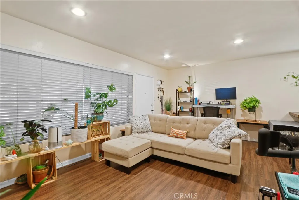 Additional image 15 of 939 E Appleton Street Unit 25, Long Beach, CA 90802