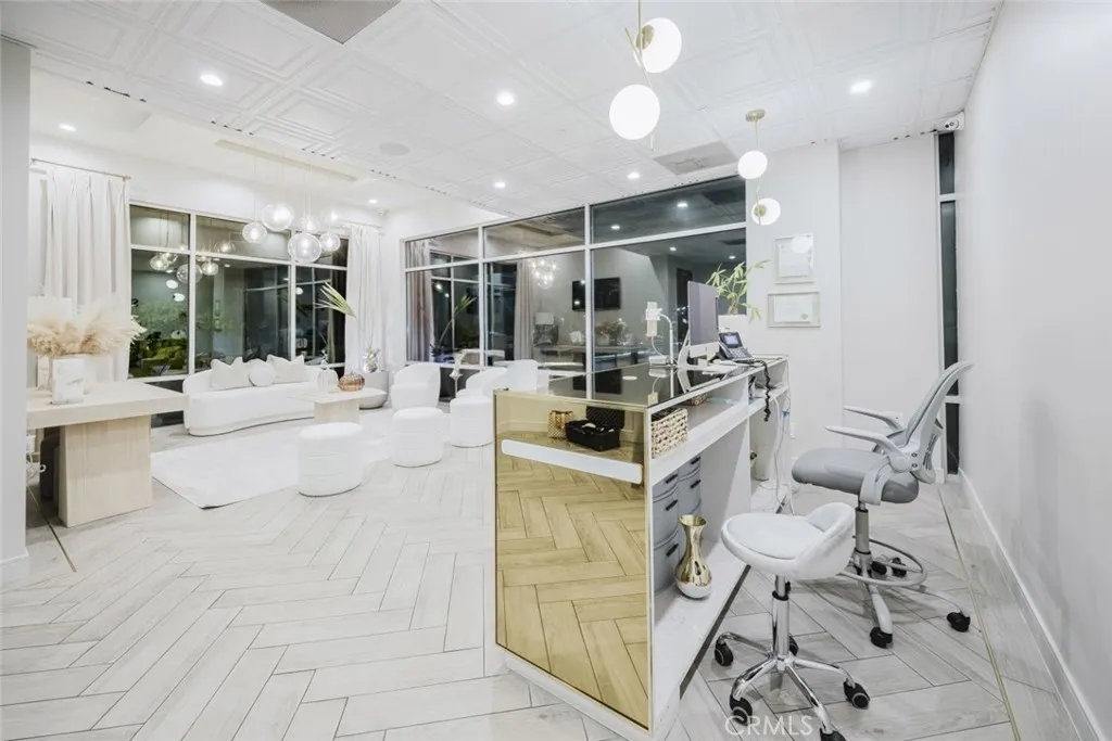 Additional image 30 of W Burbank Boulevard, Burbank, CA 91506