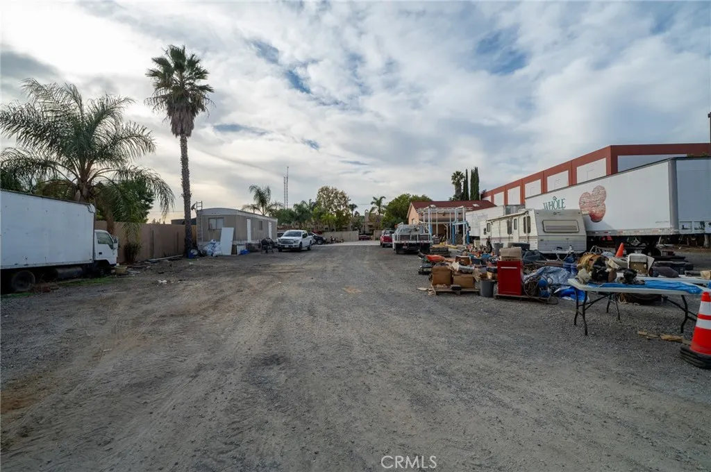 Additional image 102 of 2023 S Bon View Avenue, Ontario, CA 91761