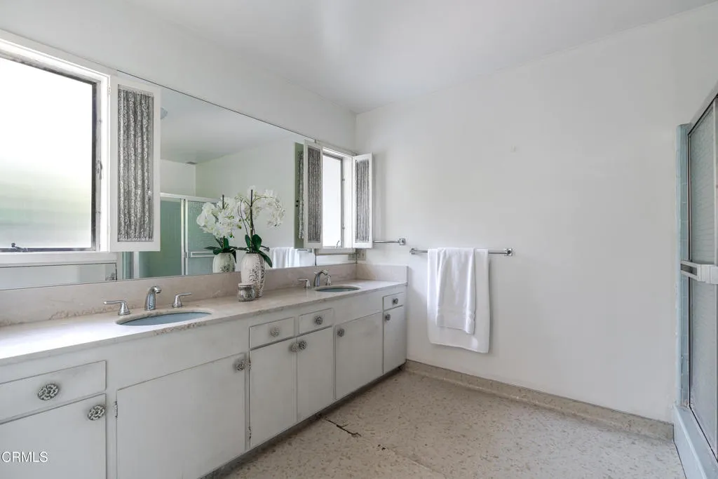 Additional image 91 of 817 E Mountain Street, Glendale, CA 91207