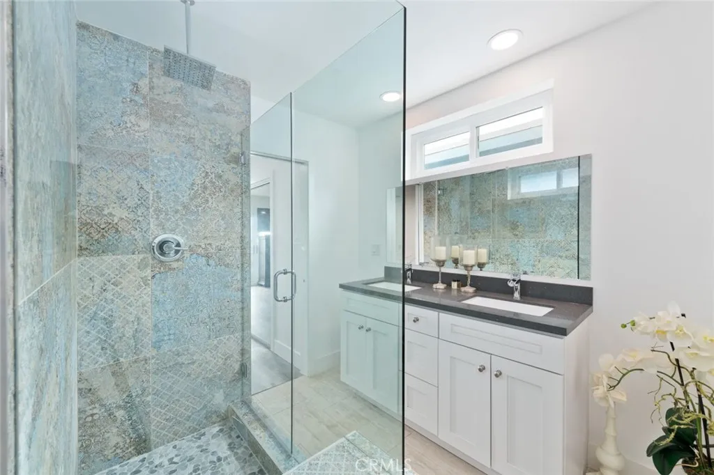 Additional image 63 of 2212 W Oceanfront, Newport Beach, CA 92663