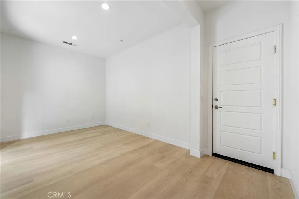 169 Steely, Irvine, CA 92614 photo 4