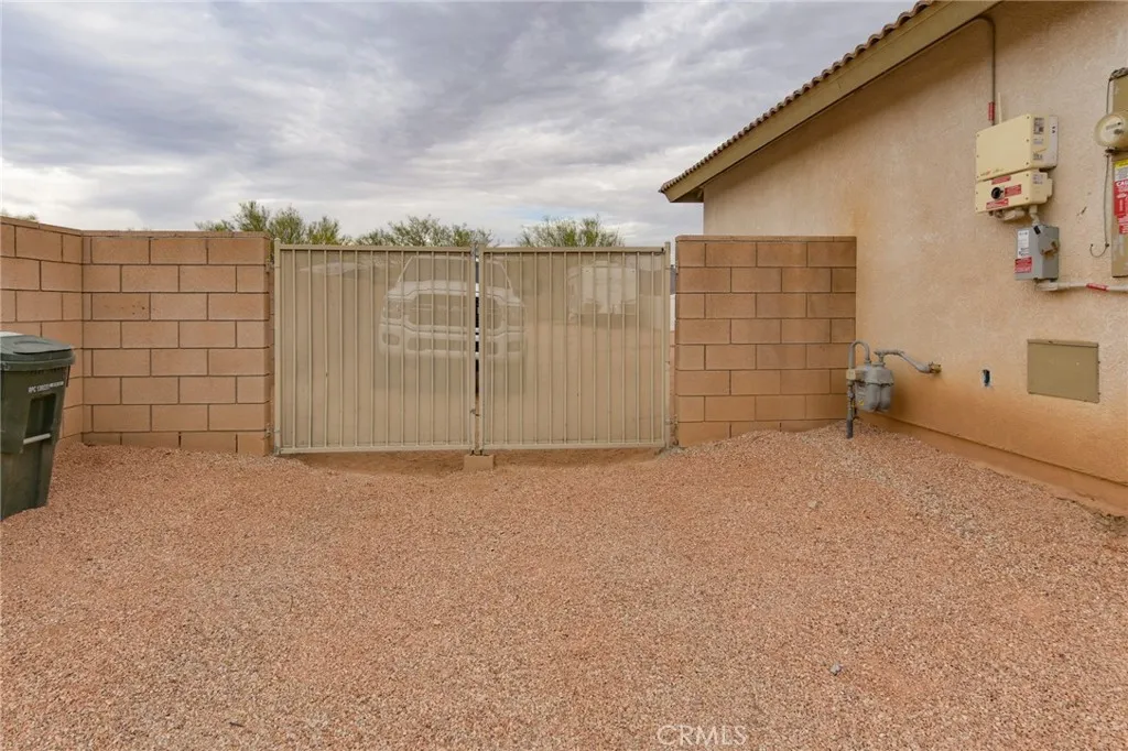 Additional image 57 of 14159 Fresian Avenue, Apple Valley, CA 92307